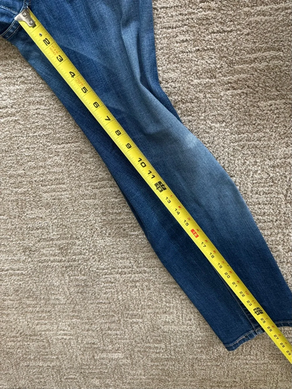 Chalet Straight leg Distressed Jeans Sz 2 Blue USA Indie Sleeze 90’s alternative
